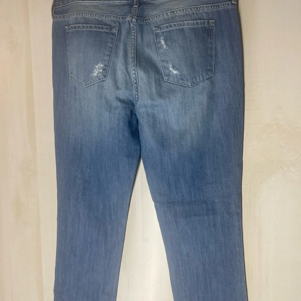 Articles of Society distressed straight leg‎ denim jeans size 28
